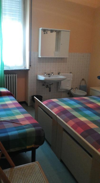 Albergo Il Gembro Sondrio Szoba fotó